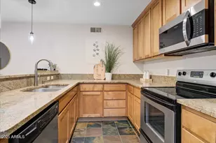 4704 E Paradise Village Pkwy, Phoenix, AZ 85032 - Photo 8