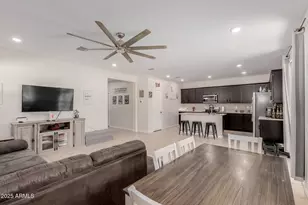 17486 W Via De Luna Dr, Surprise, AZ 85387 - Photo 8