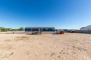 29938 W Latham St, Buckeye, AZ 85396 - Photo 32