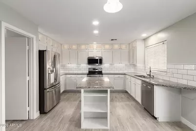 1614 E Vernoa Street, San Tan Valley, AZ 85140 - Photo 10