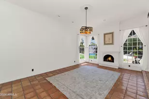 8712 N 68th St, Paradise Valley, AZ 85253 - Photo 10