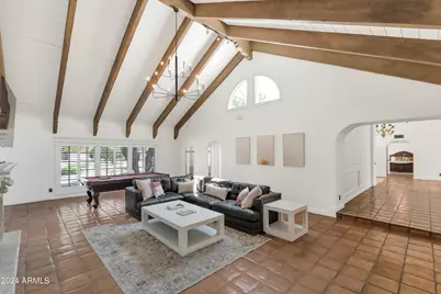 8712 N 68th Street, Paradise Valley, AZ 85253 - Photo 4