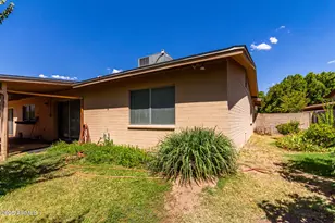 8618 N 43rd Dr, Glendale, AZ 85302 - Photo 30