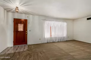 8618 N 43rd Dr, Glendale, AZ 85302 - Photo 4