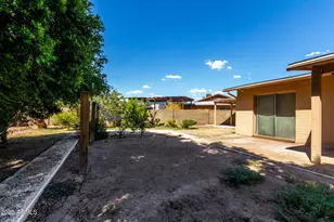 8618 N 43rd Dr, Glendale, AZ 85302 - Photo 32