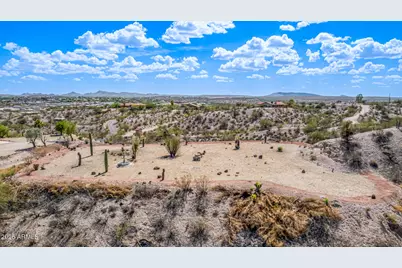 1225 Mule Deer Trail, Wickenburg, AZ 85390 - Photo 14