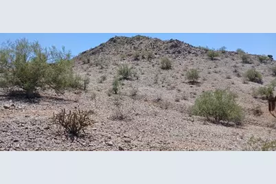 11321 S San Roberto Drive #10, Goodyear, AZ 85338 - Photo 2