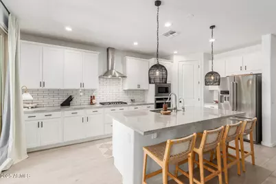 22508 E Lawndale Place, Queen Creek, AZ 85142 - Photo 2