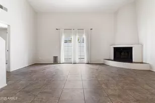 3201 N 38th St, Phoenix, AZ 85018 - Photo 1