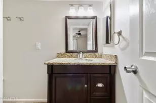 3201 N 38th St, Phoenix, AZ 85018 - Photo 22