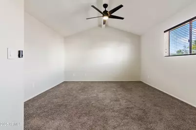 3201 N 38th Street #2, Phoenix, AZ 85018 - Photo 4