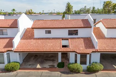 3201 N 38th Street #2, Phoenix, AZ 85018 - Photo 2