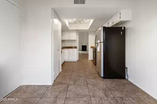 3201 N 38th St, Phoenix, AZ 85018 - Photo 18