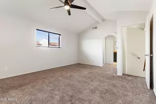 3201 N 38th St, Phoenix, AZ 85018 - Photo 24