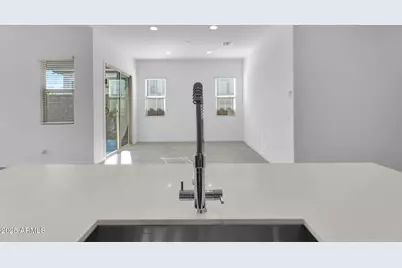 19027 W Sierra Street, Surprise, AZ 85388 - Photo 8