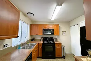 10055 E Mountainview Lake Dr, Scottsdale, AZ 85258 - Photo 12