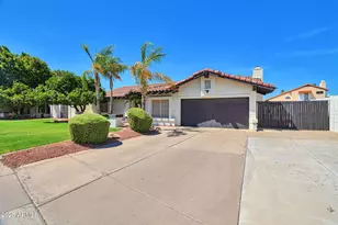 7126 W Columbine Dr, Peoria, AZ 85381 - Photo 2