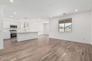 18348 W Villa Hermosa Ln, Surprise, AZ 85387 - Photo 4