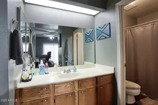 2035 S Elm St, Tempe, AZ 85282 - Photo 18