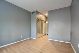 2035 S Elm St, Tempe, AZ 85282 - Photo 16