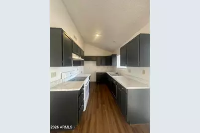 10614 N 72nd Avenue, Peoria, AZ 85345 - Photo 14