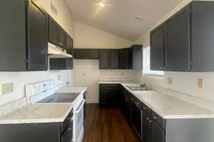 10614 N 72nd Ave, Peoria, AZ 85345 - Photo 14