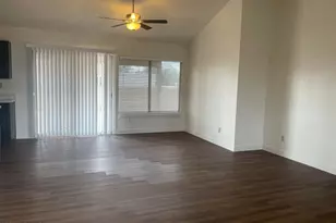 10614 N 72nd Ave, Peoria, AZ 85345 - Photo 4