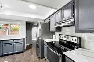 10449 N 9th St, Phoenix, AZ 85020 - Photo 16