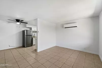 2343 E Pueblo -- #4, Phoenix, AZ 85040 - Photo 4