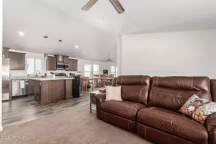 22824 W Myers St, Wittmann, AZ 85361 - Photo 10