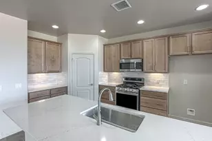 7095 E Presidio Ln, Hereford, AZ 85615 - Photo 14