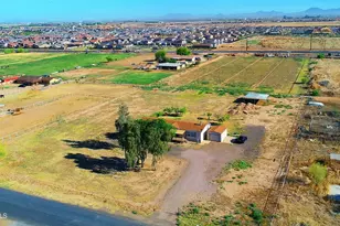 23118 E Munoz St, Queen Creek, AZ 85142 - Photo 2