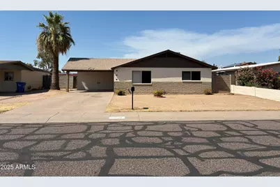 2930 W Laurel Lane, Phoenix, AZ 85029 - Photo 1