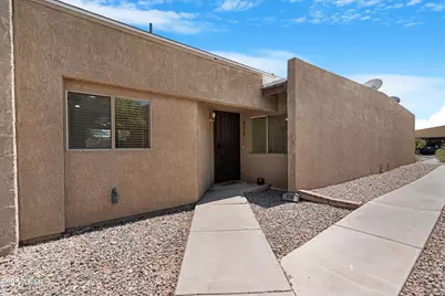 916 S Melody Lane, Tempe, AZ 85281 - Photo 1