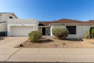 3228 E Taro Ln, Phoenix, AZ 85050 - Photo 1