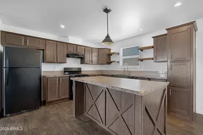 4318 N White Road, Maricopa, AZ 85139 - Photo 1