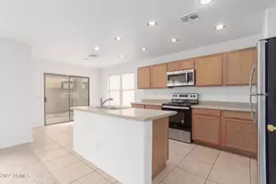 6475 W Freeway Ln, Glendale, AZ 85302 - Photo 4