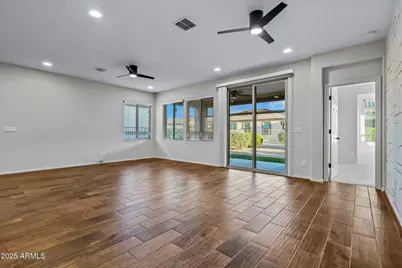 17881 W Silver Fox Way, Goodyear, AZ 85338 - Photo 20