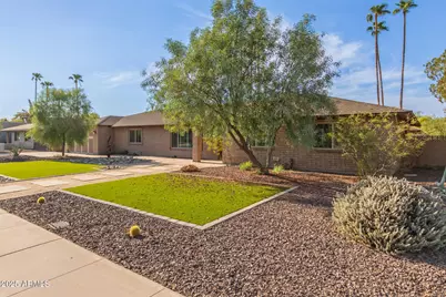 2070 E Manhatton Drive, Tempe, AZ 85282 - Photo 4