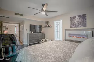 702 E Coral Gables Dr, Phoenix, AZ 85022 - Photo 32