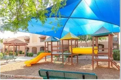 5740 N 59th Avenue #1B, Glendale, AZ 85301 - Photo 8