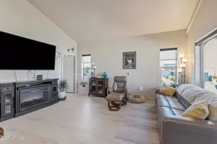 13531 W Tuckey Ct, Glendale, AZ 85307 - Photo 12