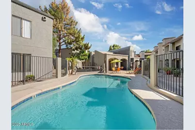 5750 N 59th Avenue #1B, Glendale, AZ 85301 - Photo 1