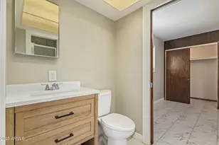 2917 W Diana Ave, Phoenix, AZ 85051 - Photo 12