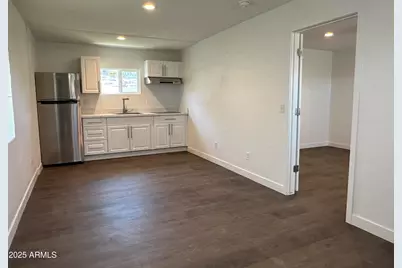 1919 W Ashland Avenue #B, Phoenix, AZ 85009 - Photo 2