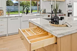 7411 E Vista Dr, Scottsdale, AZ 85250 - Photo 8