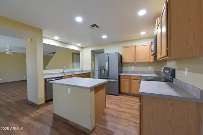 674 W Palo Verde Street, Casa Grande, AZ 85122 - Photo 6