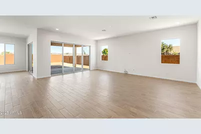 2466 E Stuffed Olive Avenue, San Tan Valley, AZ 85140 - Photo 10