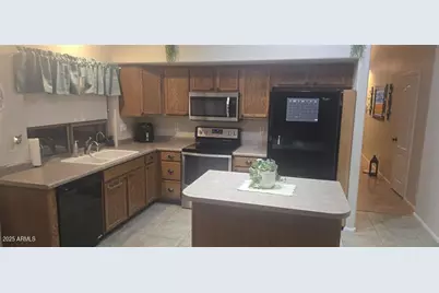 762 E Leslie Avenue, San Tan Valley, AZ 85140 - Photo 14