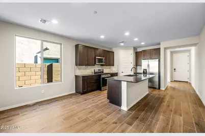 13544 W Cassia Trail, Peoria, AZ 85383 - Photo 6